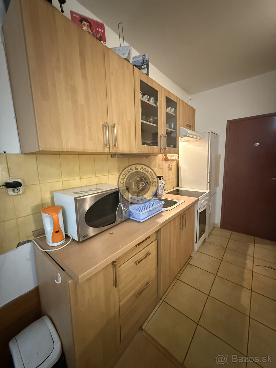 Na predaj s loggiou garsónka v Trnave na Družbe - 6