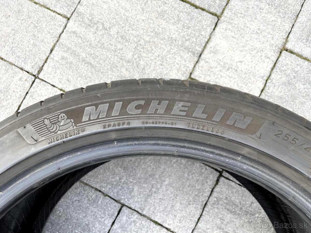 255/40 R19 Michelin letne - 6
