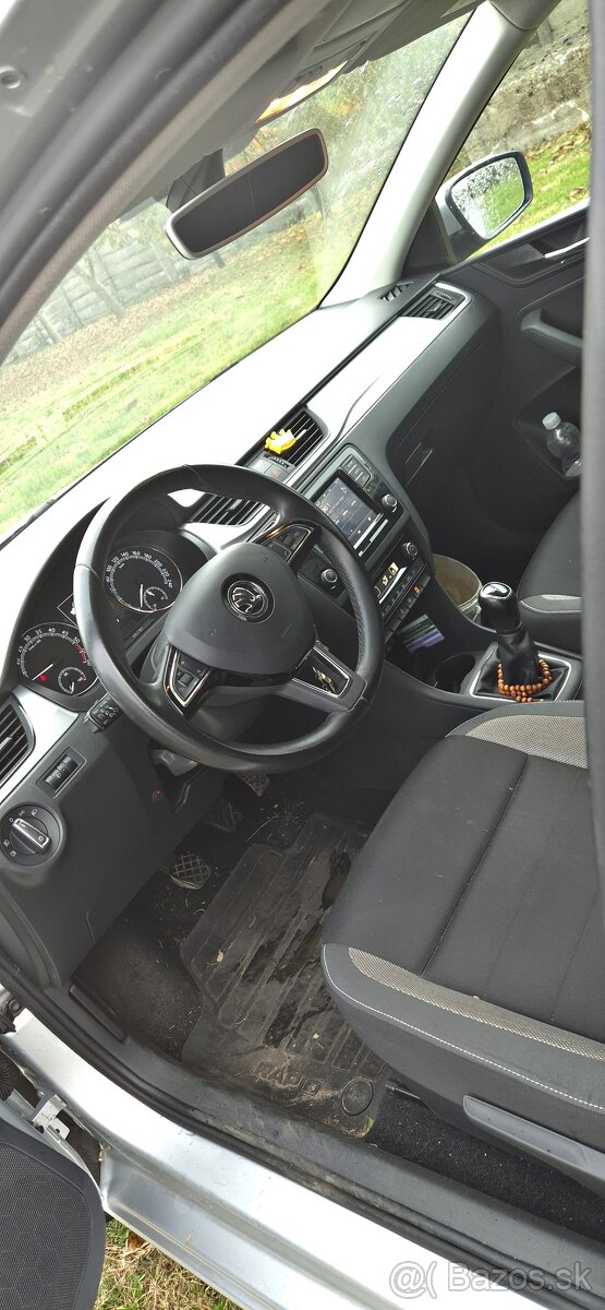 Skoda rapid spaceback - 6