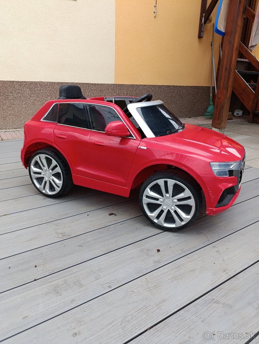 Predám elektrické autíčko Audi q8 - 6