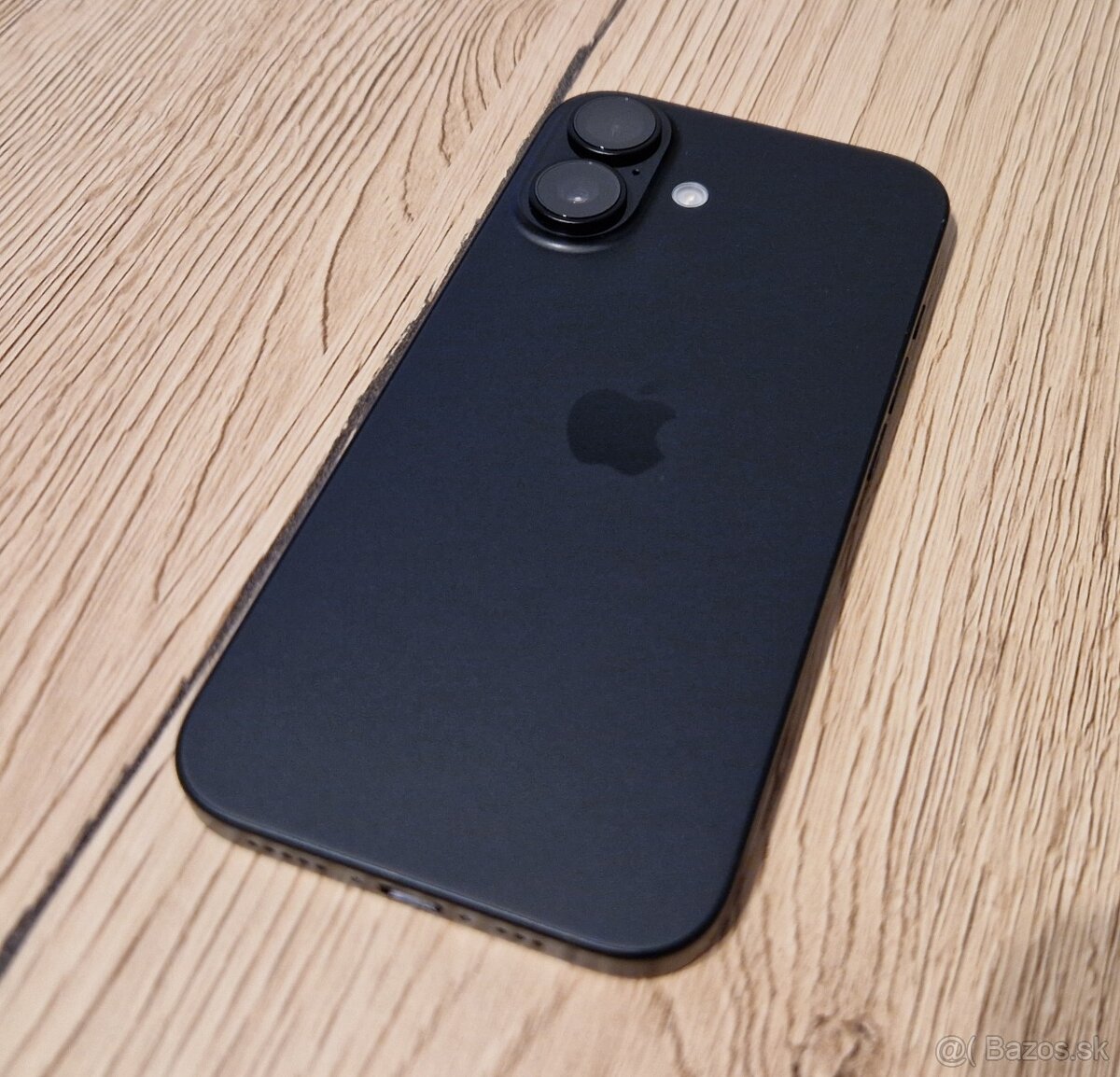 Apple iphone 16 čierny - 6