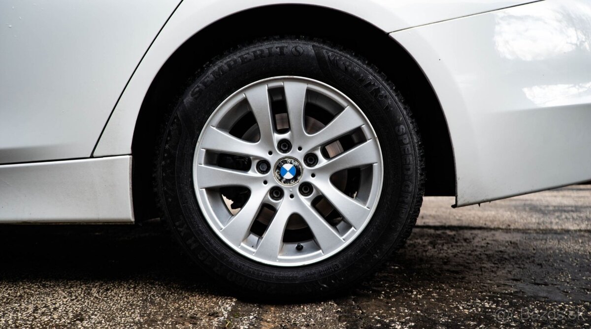 BMW Rad 3 318d e90 - 6