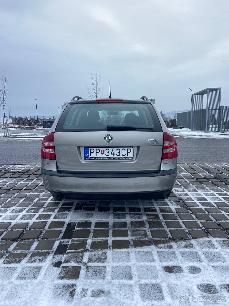 Škoda octavia 2 , 1.6 benzín 75 kw,2011 - 6