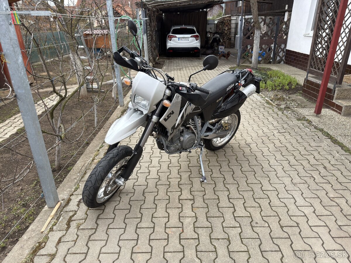 KTM LC4 640 SUPERMOTO 9.2003 - 6
