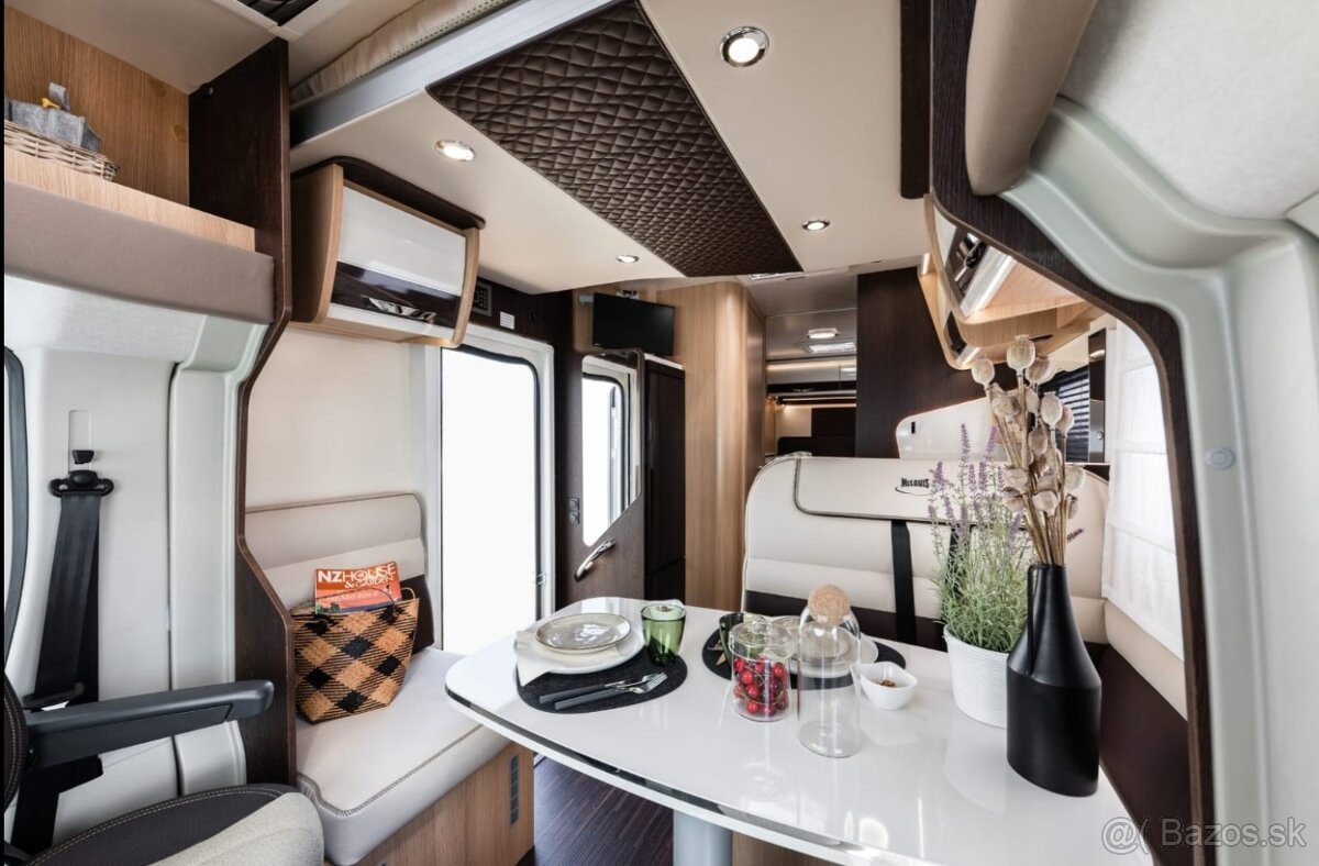 170PS 2023 5míst obytné auto karavan velmi pěkný stav - 6