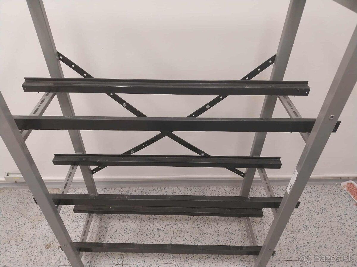 Zelezne stojany regaly - 6