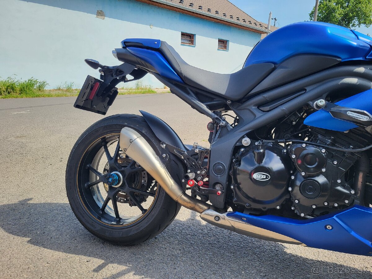 Triumph Speed Triple 1050 - 6