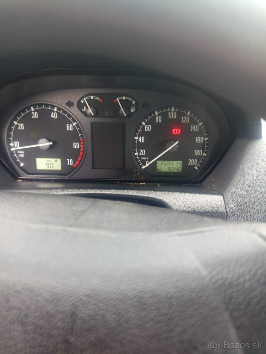 Škoda fabia 1.4 benzín - 6
