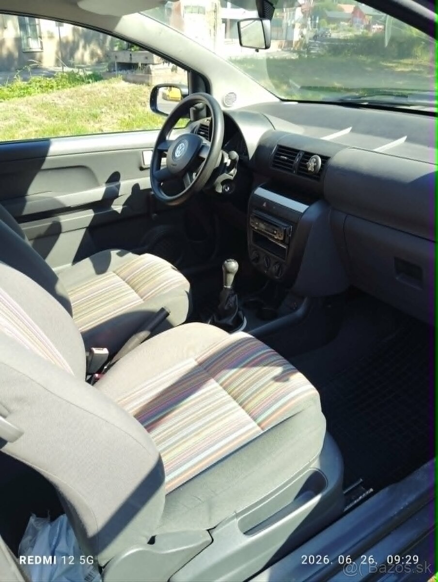 Volkswagen FOX - 6