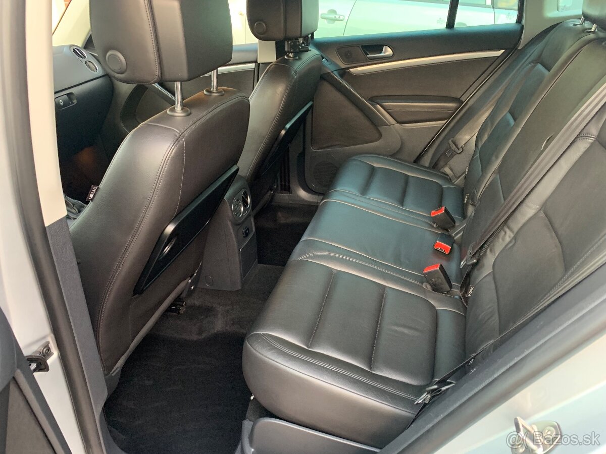 Volkswagen Tiguan 2,0 tsi DSG 4motion - 6