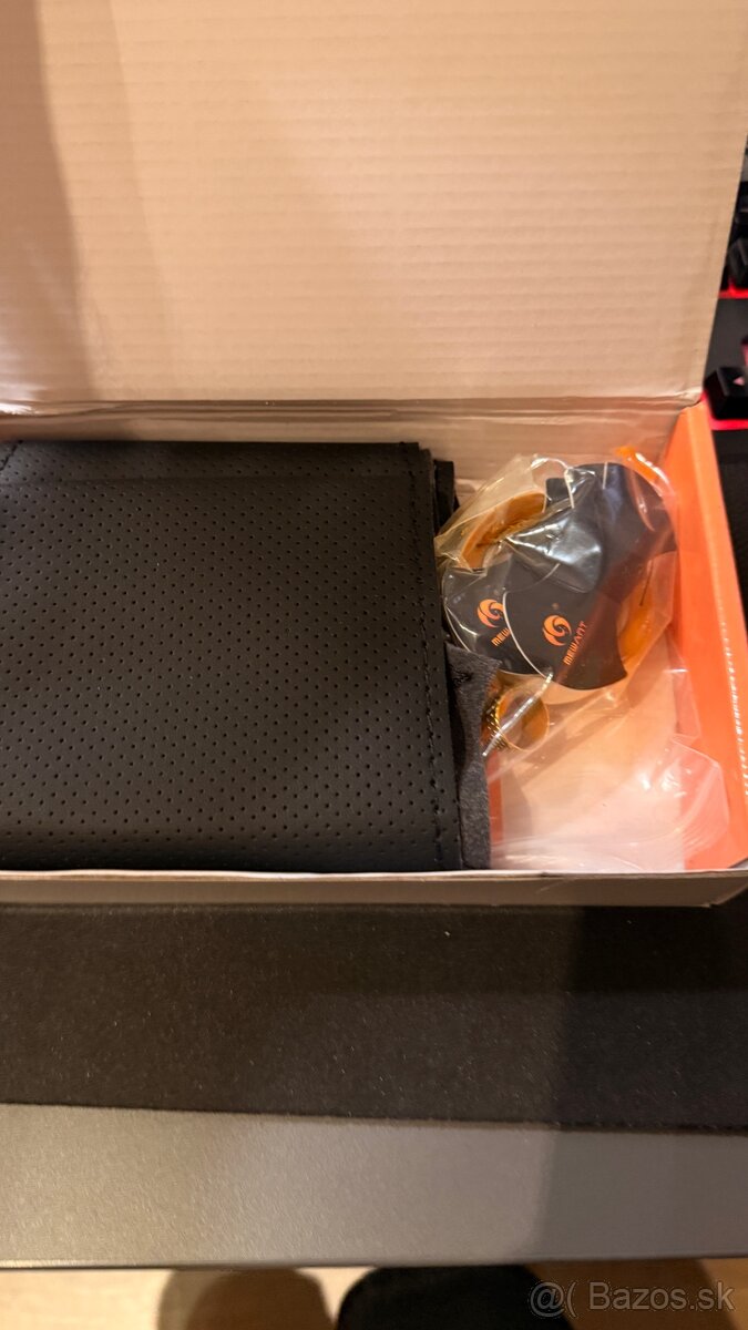 poťah na volant – BMW X3 E83 / BMW X5 E53 - 6