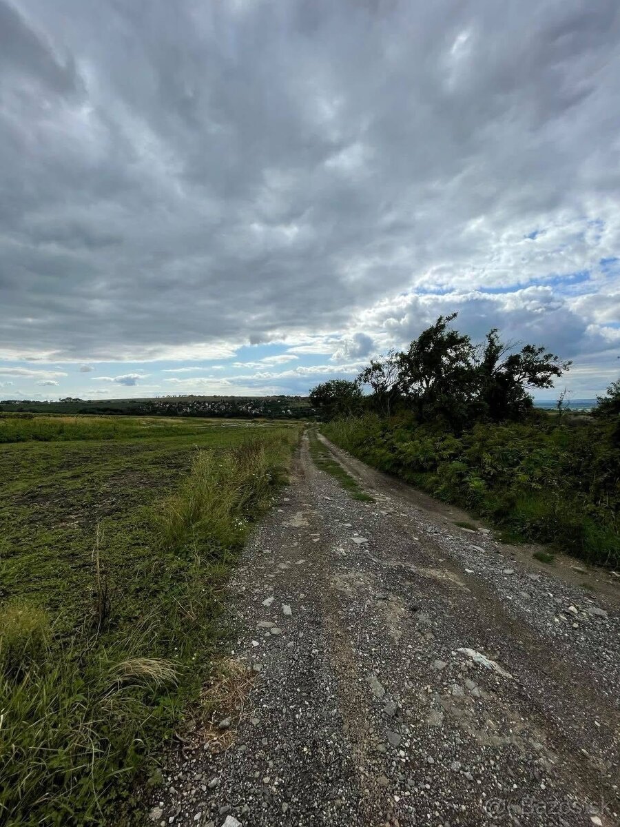 Znížená cena pozemok nad Skalicou - 6