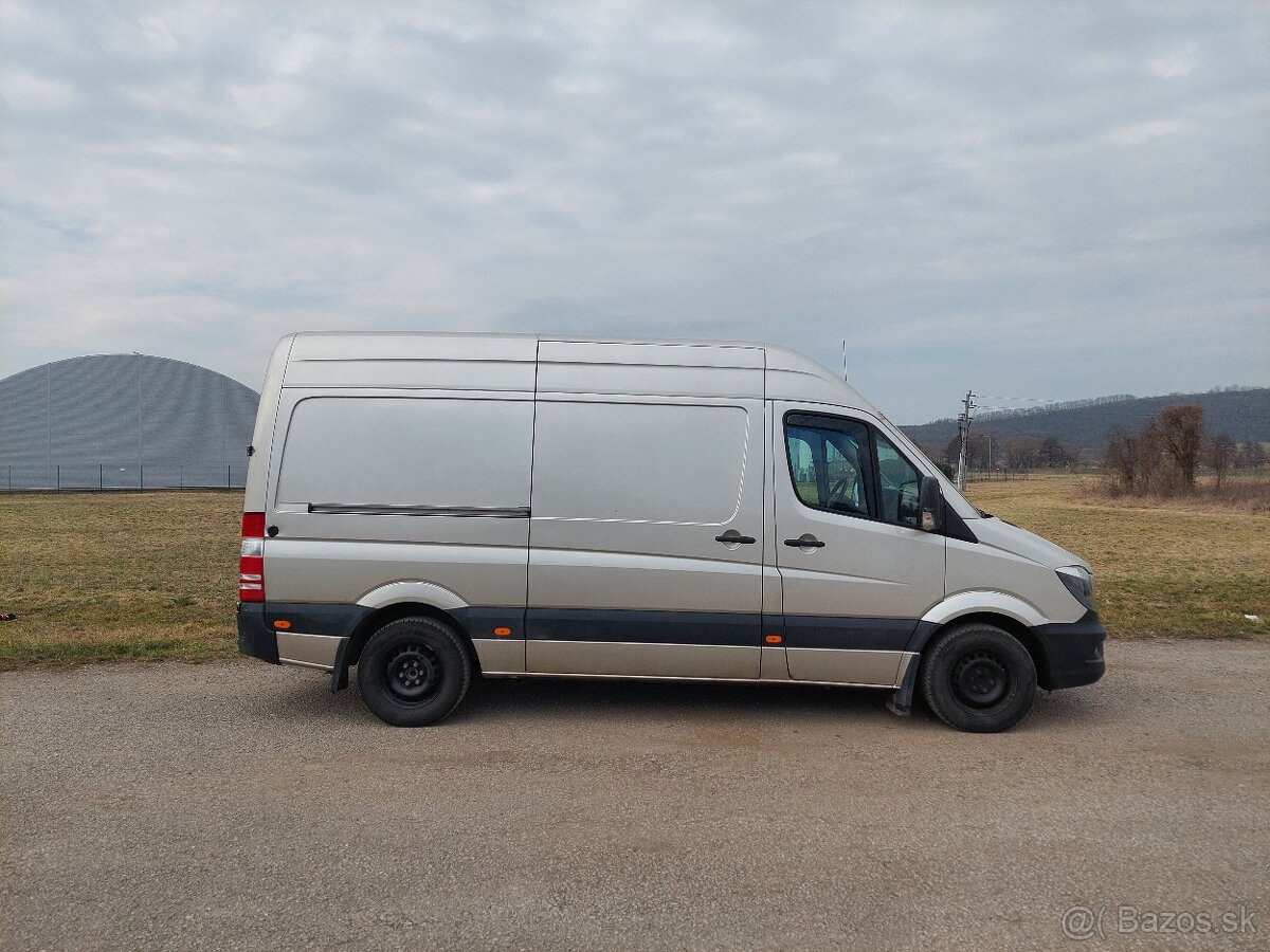 Mercedes-Benz Sprinter 319 Bluetec 3.0V6 140kW odpočet DPH - 6