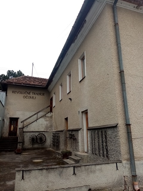 Na predaj dva prevádzkové budovy . Aj jednotlivo - 6