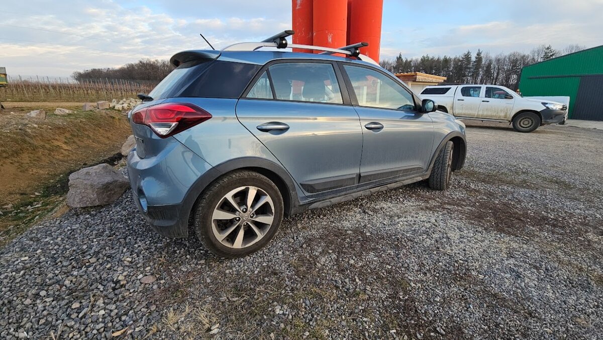 Hyundai I20 Active 1,4/výmena za moto - 6