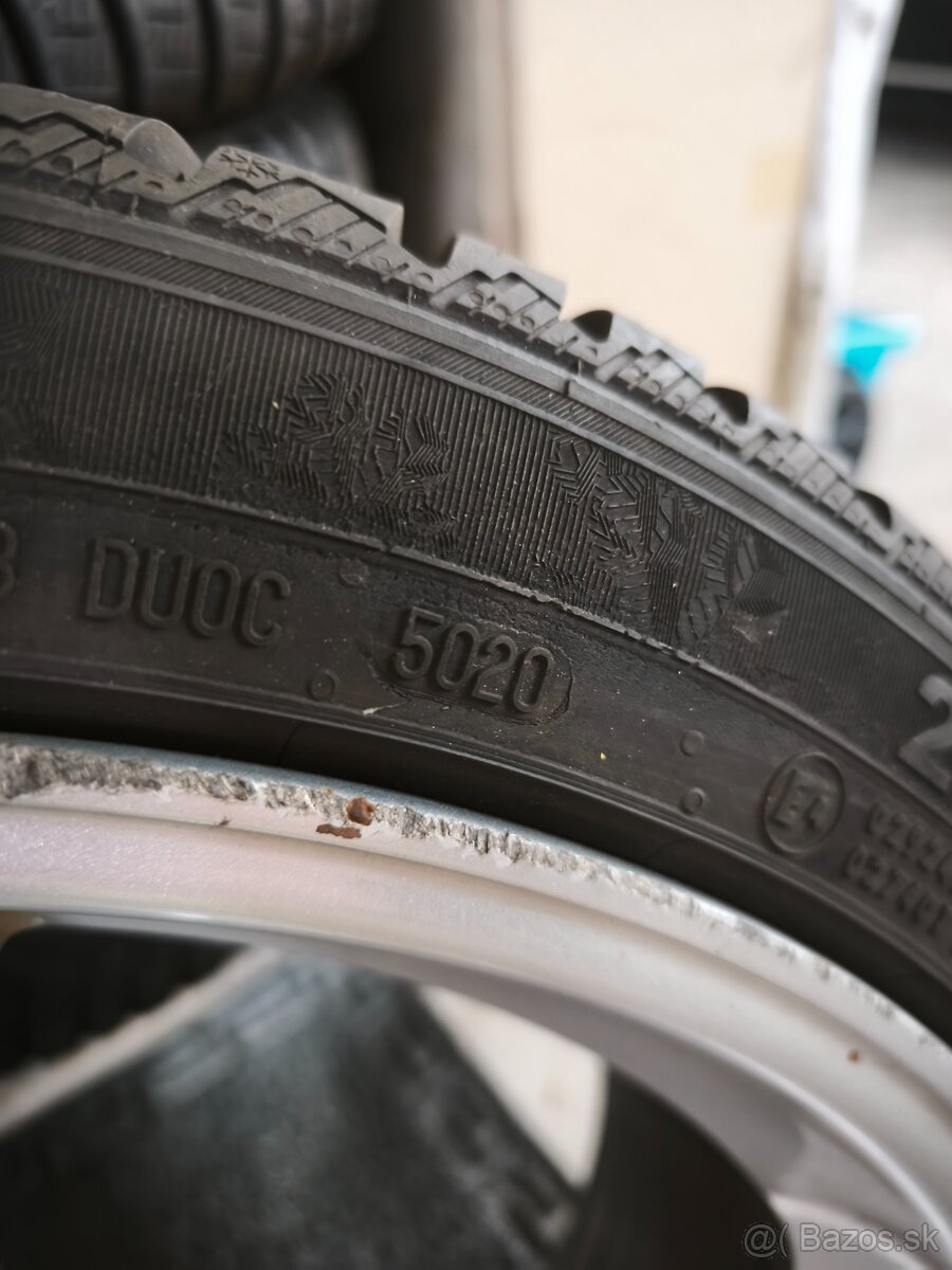 5x112,r19-8,5J,et45,235-40-Semperit-5020-7mm+ - 6