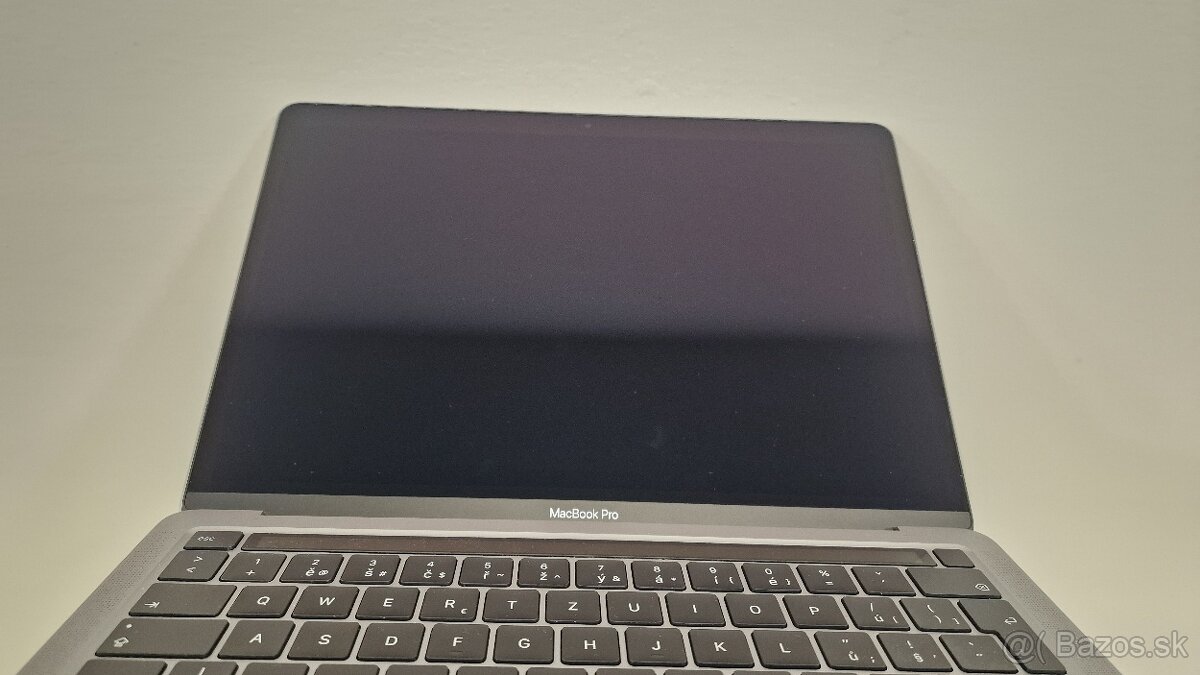 Predám MacBook Pro 13" M1 2020 8GB/256GB touchbar - 6