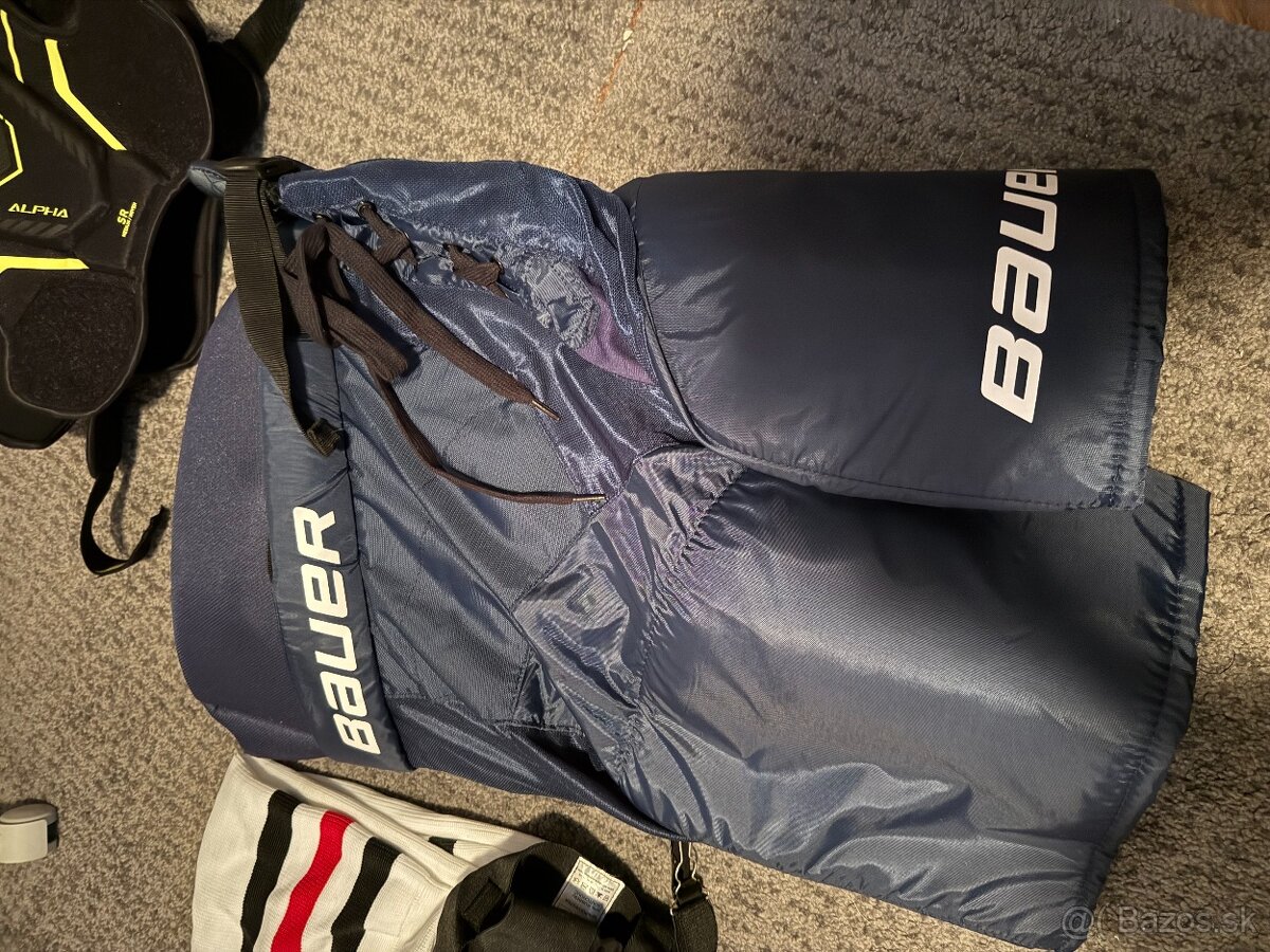 Hokejová výstroj - veľkosť M - 6