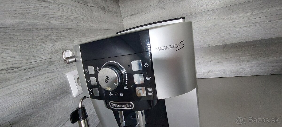 DeLonghi Magnifica S - 6
