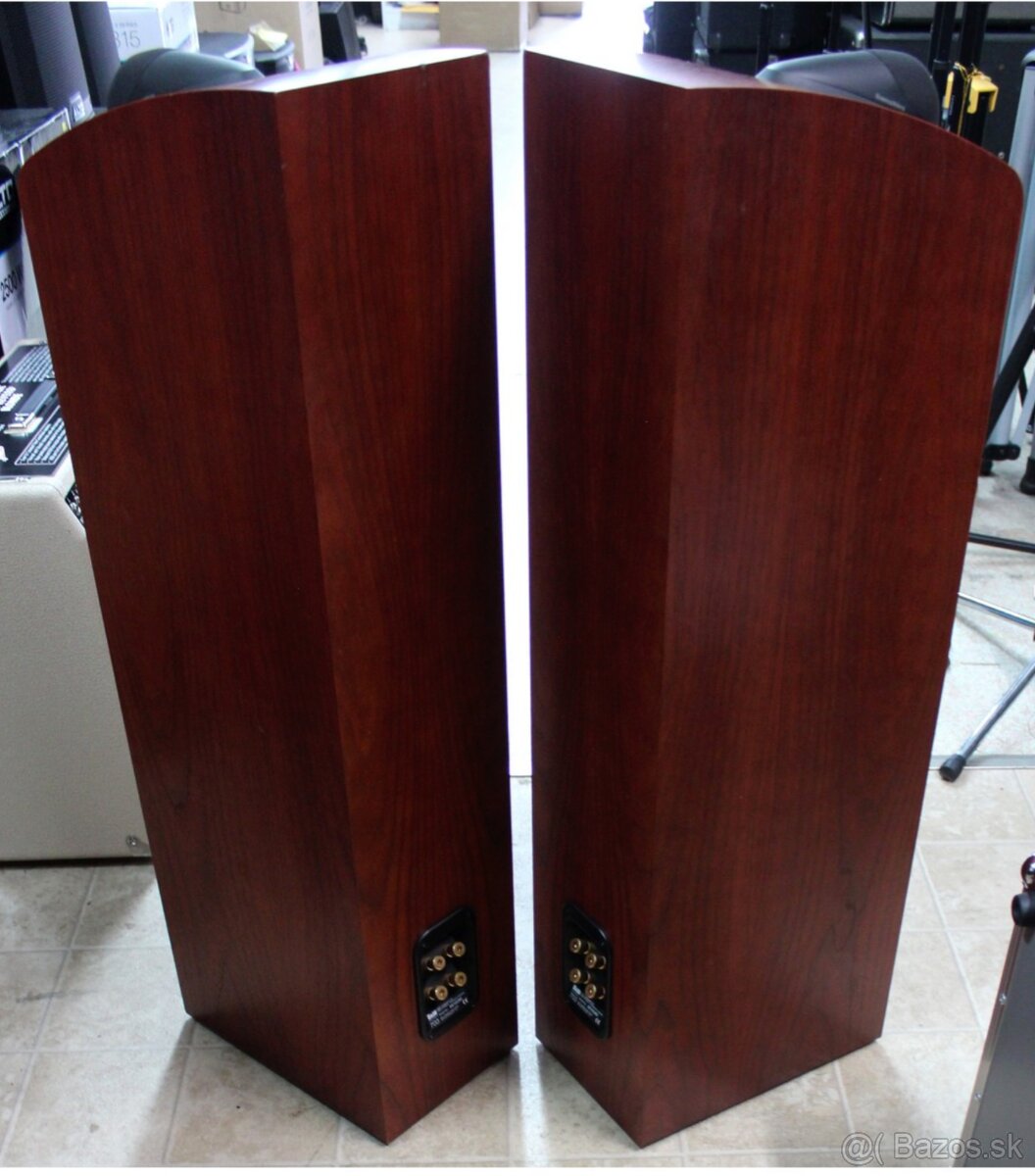 Bowers & Wilkins 703 - 6