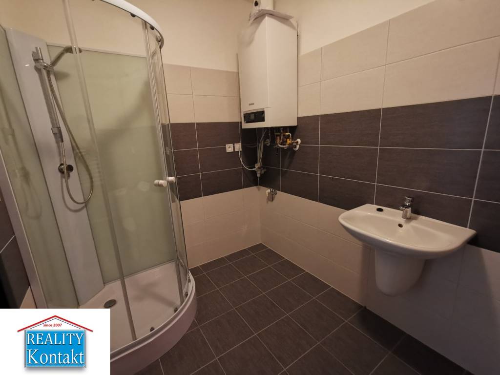 Na prenájom 2-izbový byt - Nové Zámky - 6