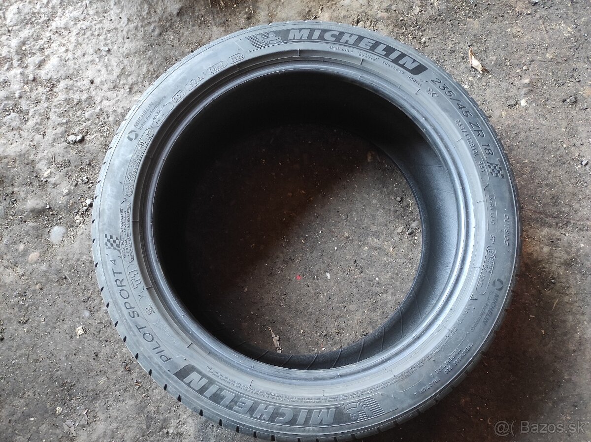 Letne pneu 235/45 R18 Michelin Tesla model 3 - 6