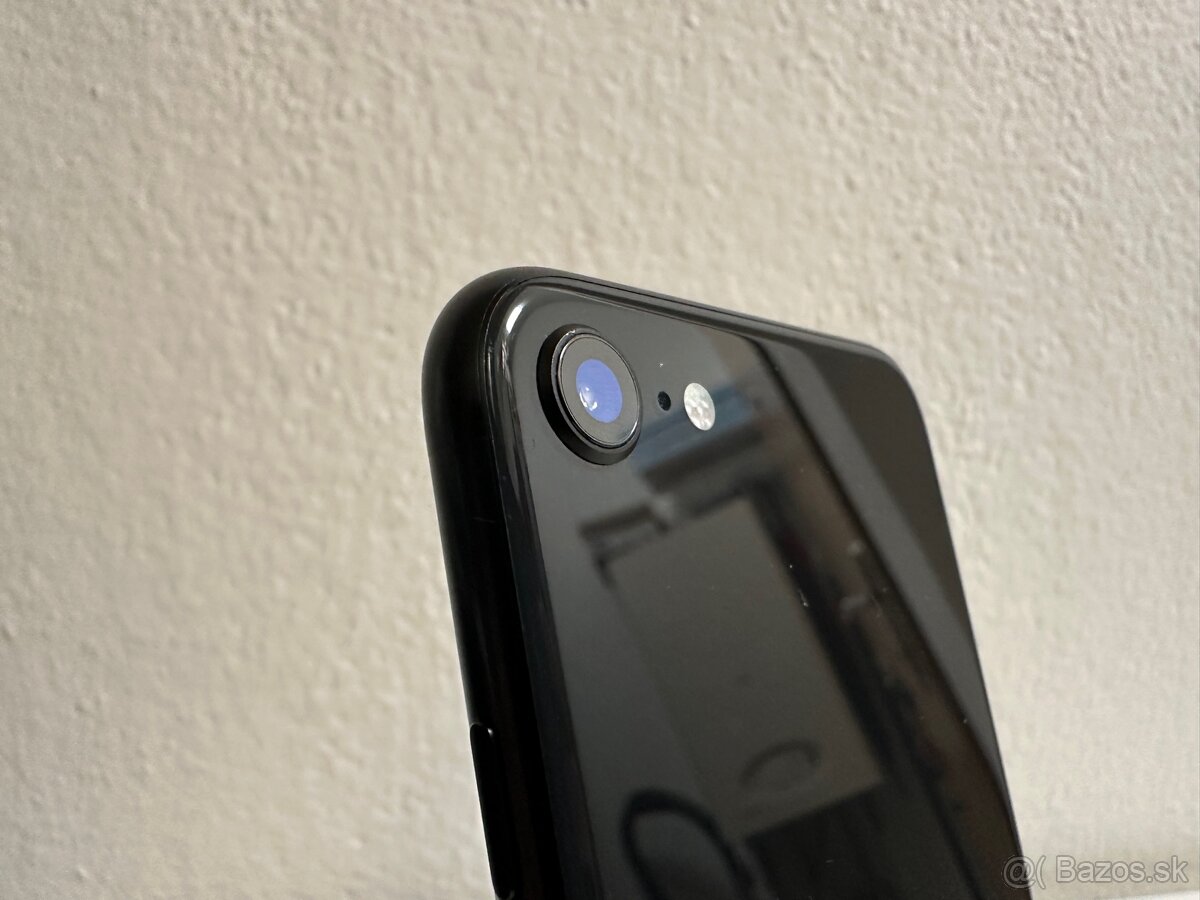 iPhone SE2020 128Gb - 6