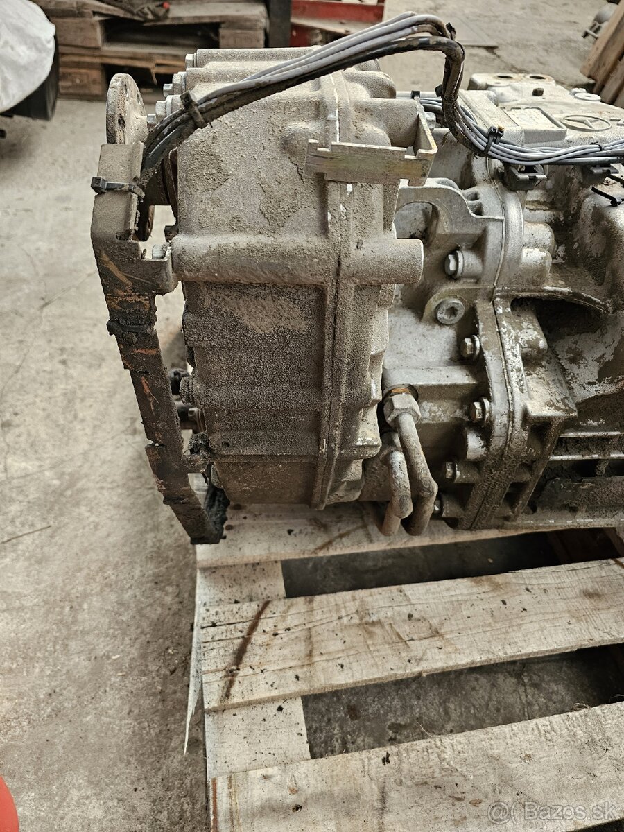 Mercedes Benz PTO NF1 - 6