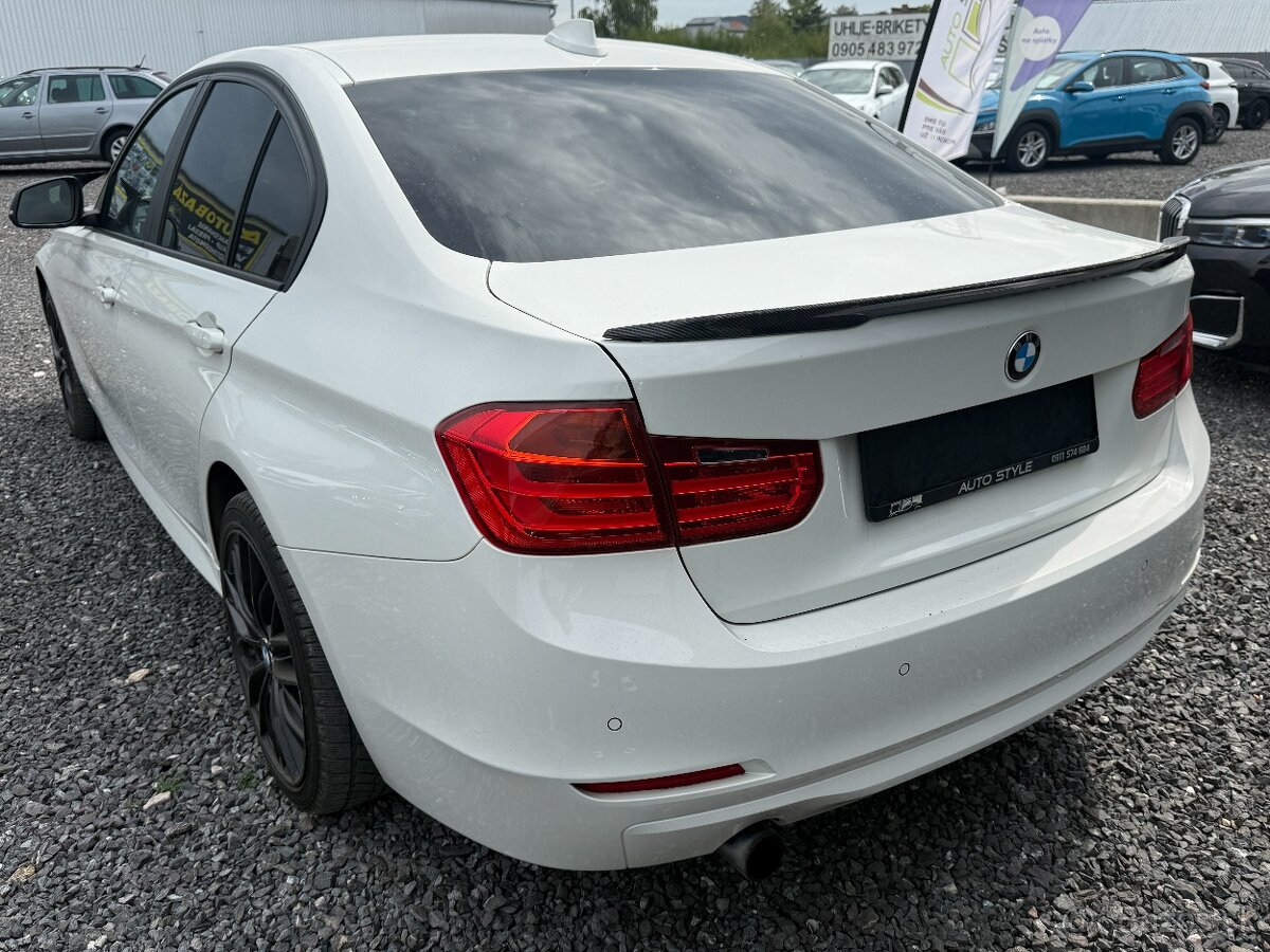 BMW Rad 3 320i xDrive A/T - 6