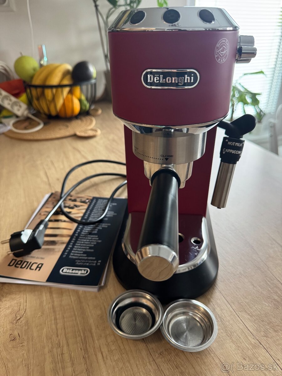 De'Longhi Dedica EC 685.R - 6