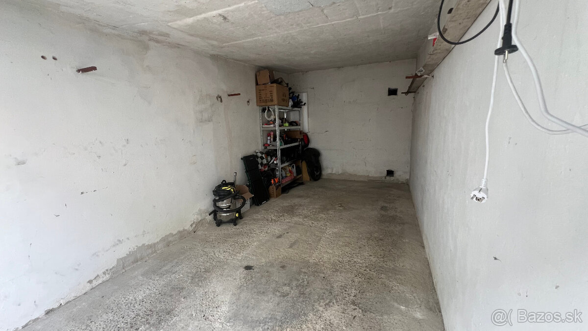 GARAZ SENEC PRENAJOM - 6