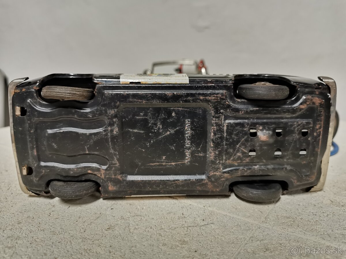 Plechové autíčko Volvo Policia - 6