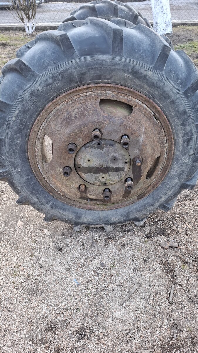 Predám zadnu nápravu z PV3S "' - 6