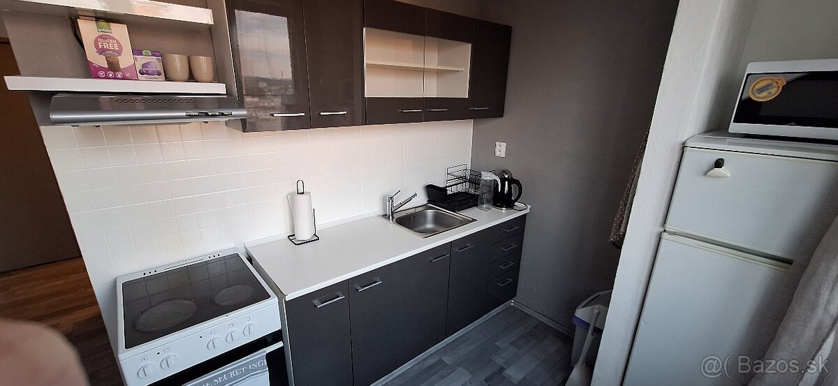 Na prenájom 1 izbový byt na západe - 6