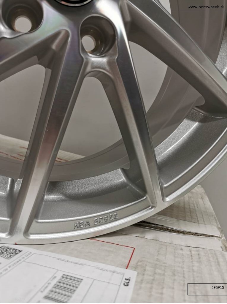 Vw Golf,Touran,Sharan,Caddy alu disky 8x18 ET54 5x112 1217 - 6