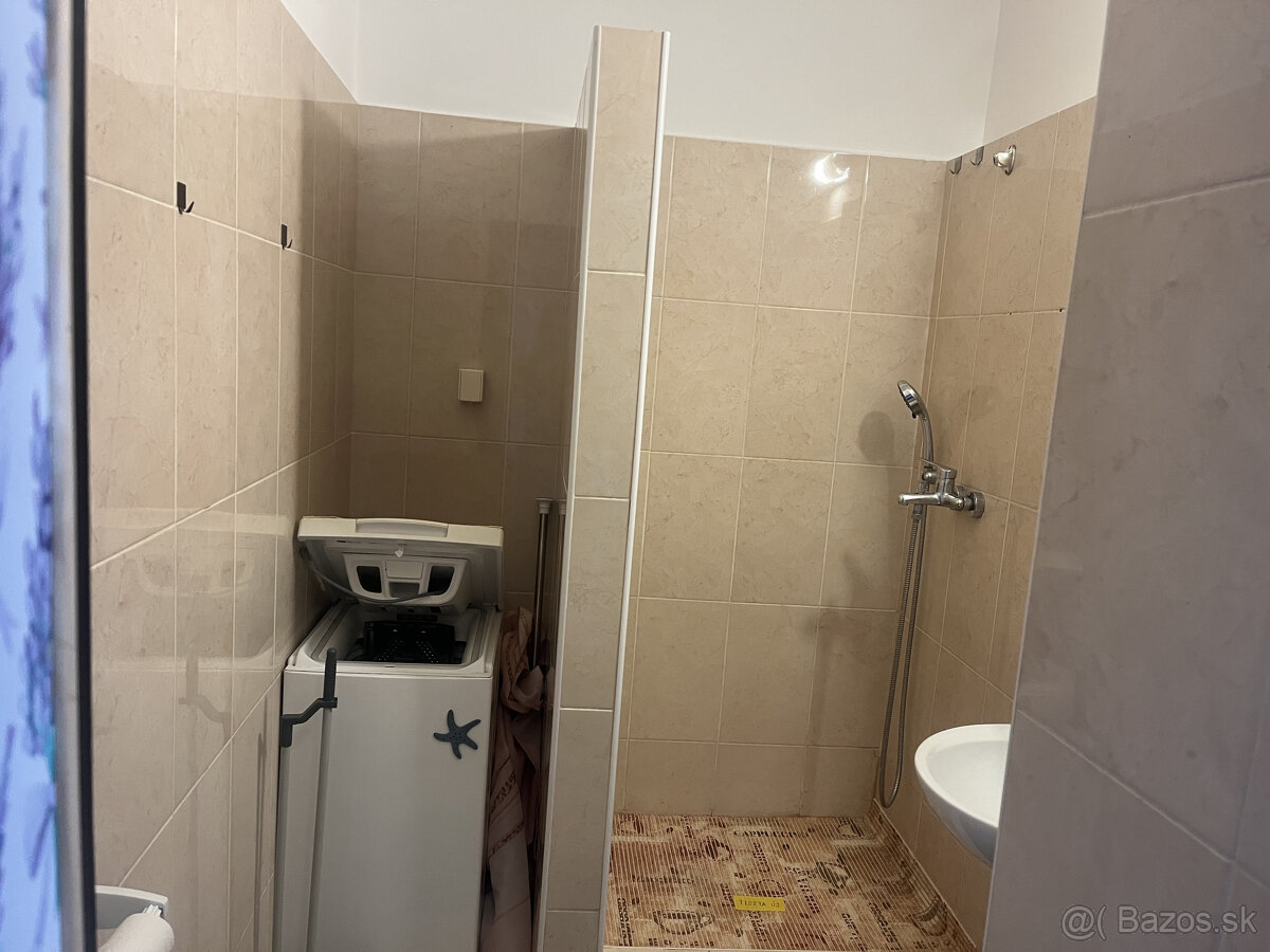 Na prenájom 1 izbový byt - Dunajská Streda - 6