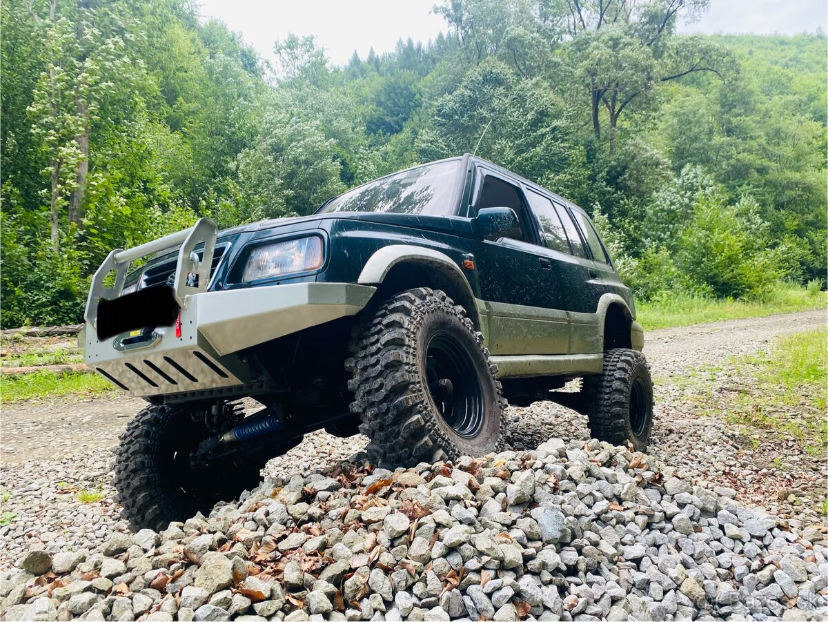 Suzuki Vitara 2.0 V6 - 6