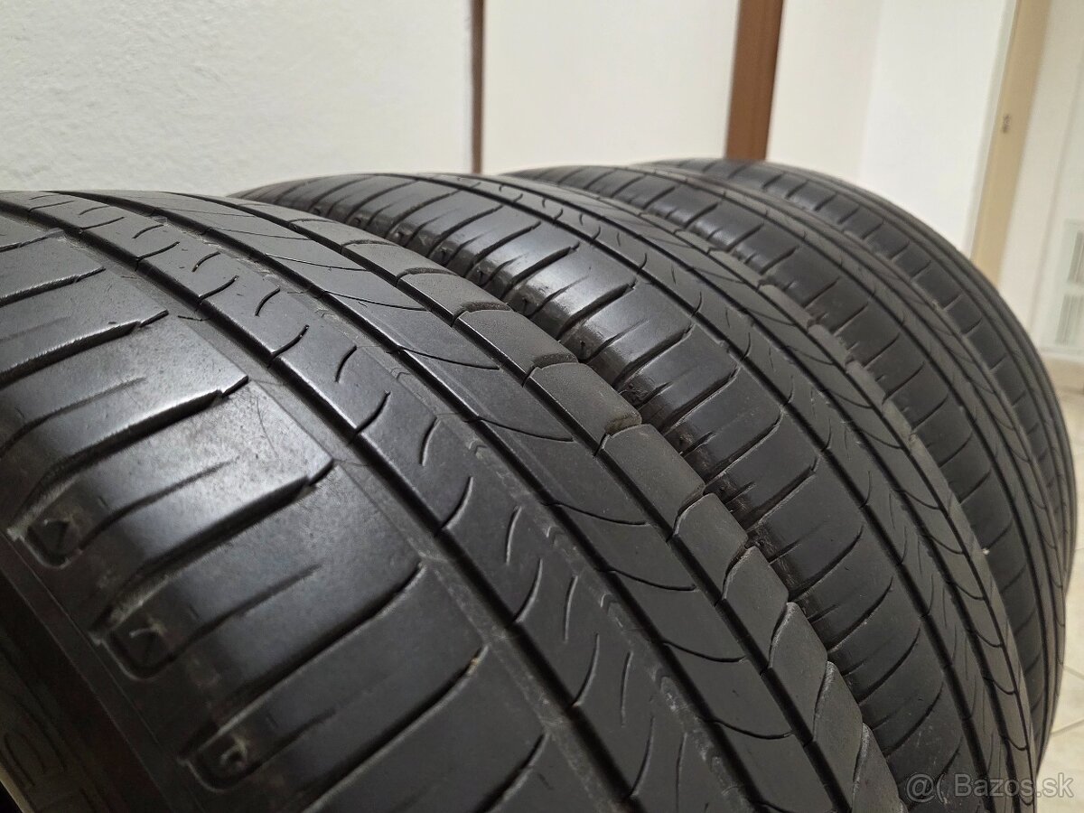 r16 KIA originál - 6