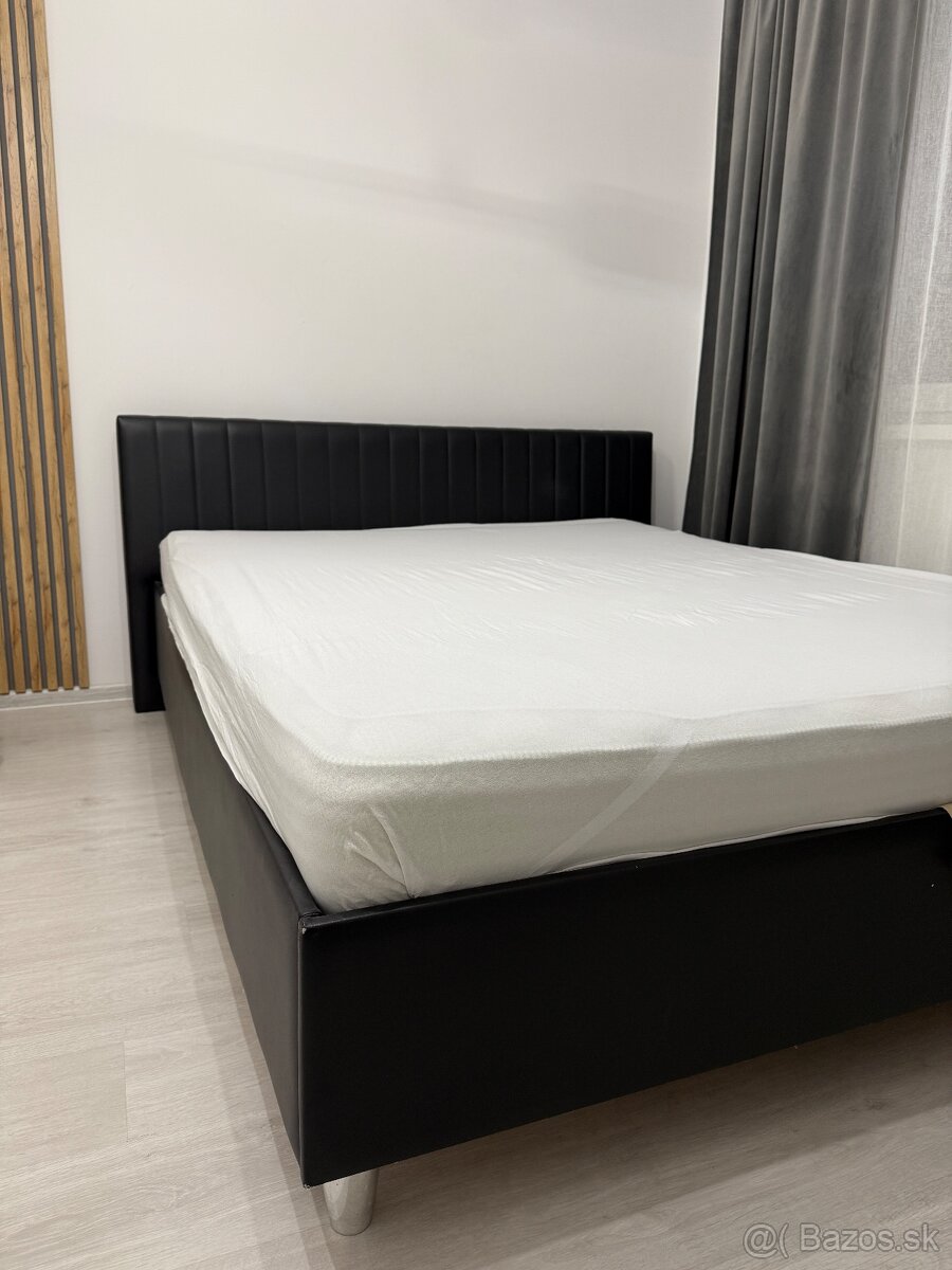 Manželská posteľ - 6