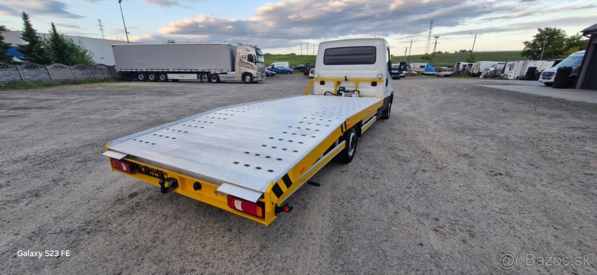 Odtahový špeciál Iveco Daily - 6