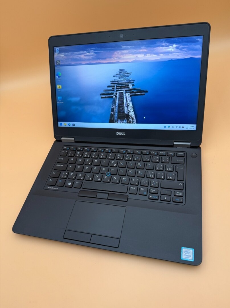 Notebook Dell Latitude E5470 / i5 / 8GB RAM / 256GB SSD - 6