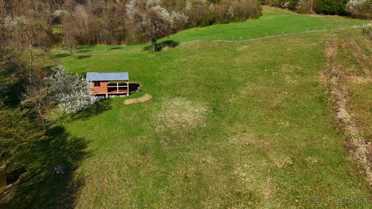 Rekreačný pozemok s dreveným altánkom - Horná Breznica - 6