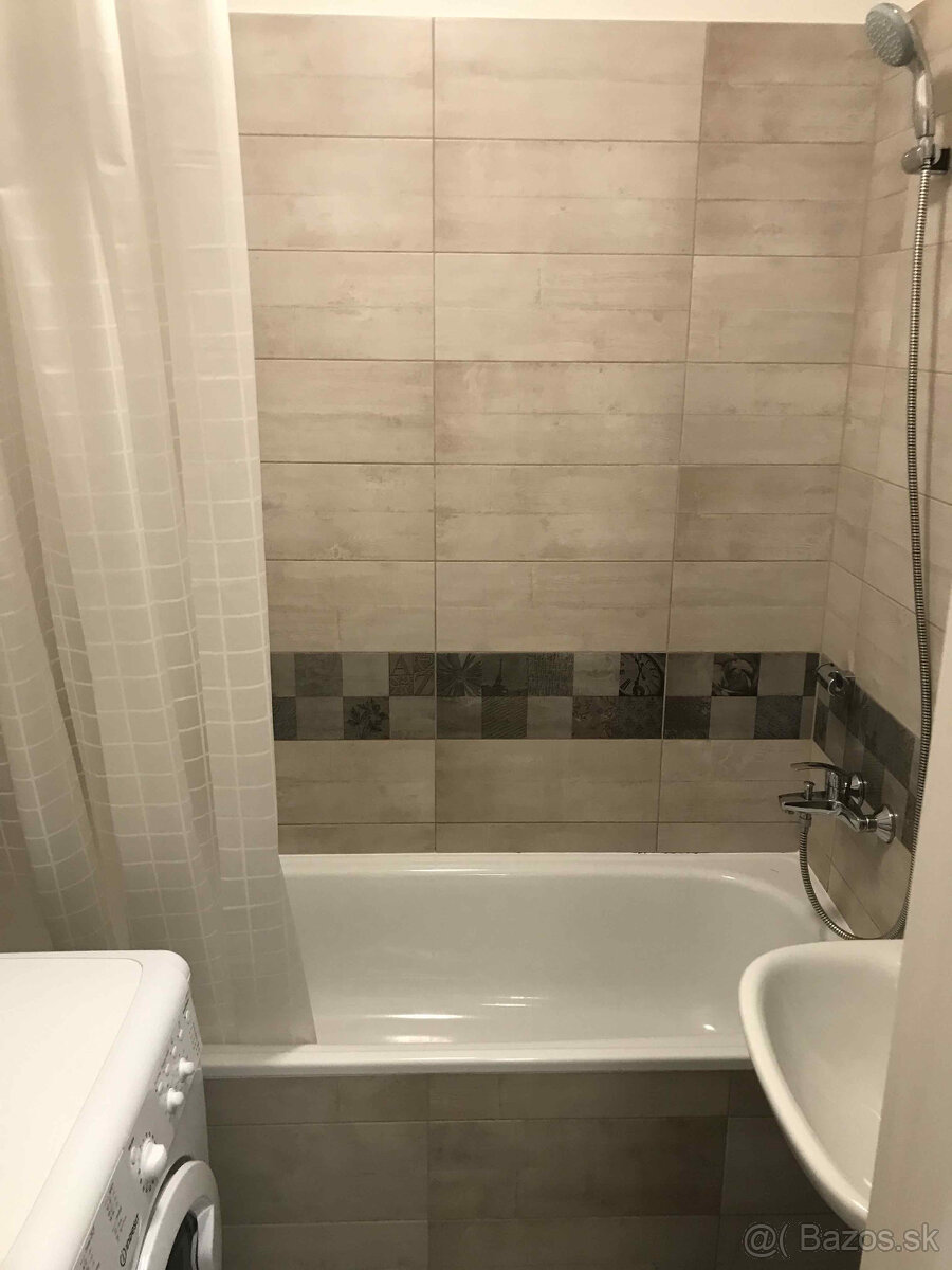 Byt na prenájom 2 izb. - 6