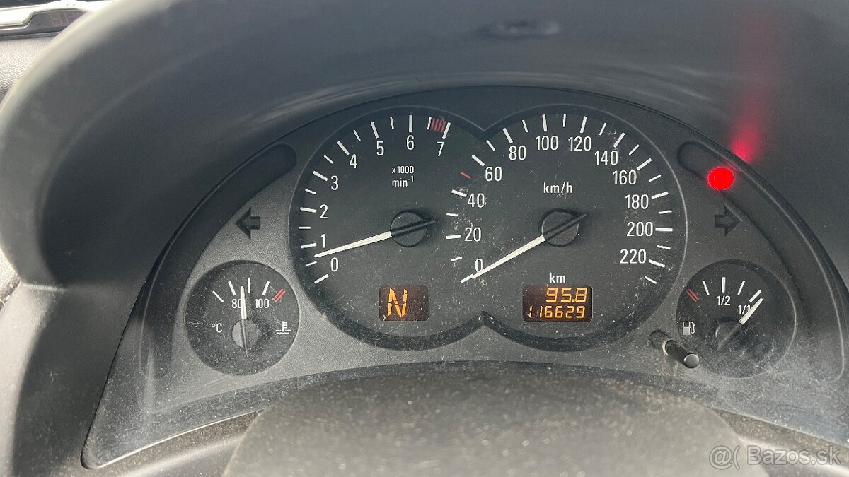 Opel Corsa C 1.0 automat (Easytronic) - 6