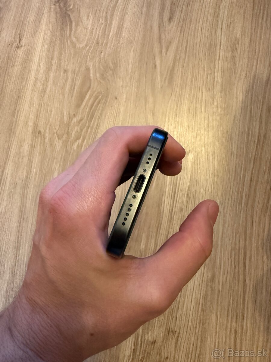 iPhone 15 pro 128GB - 6