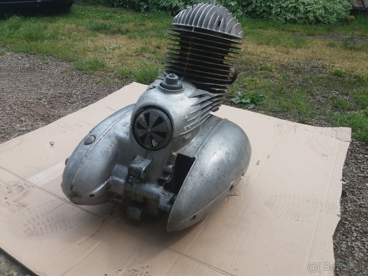 Jawa 250 353 kývačka - 6