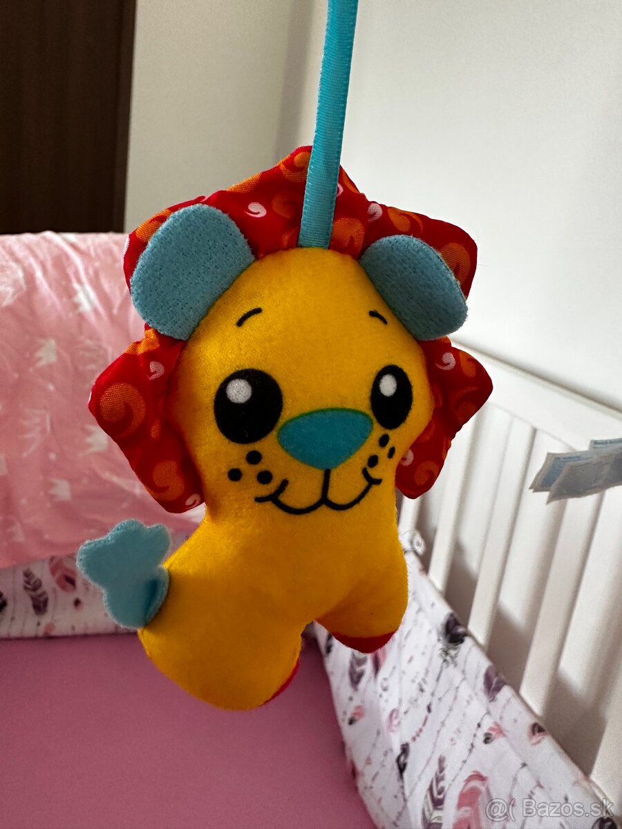 Kolotoč nad postieľku - 6
