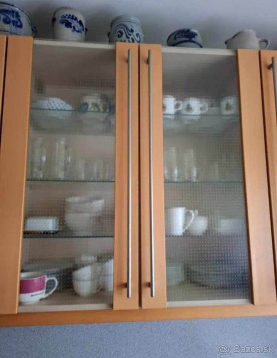 Kuchyně z masivní břízy ses potřebiči, 4499 - 6