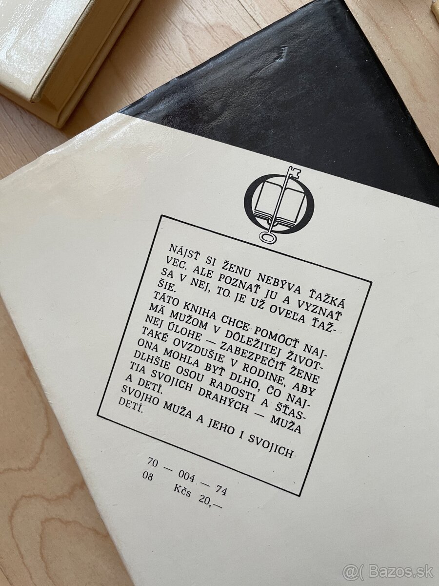 Retro - Seria 4 kniziek - 6