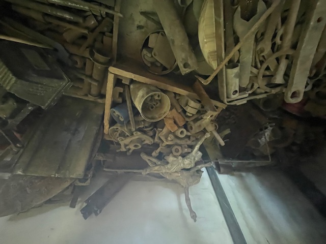 Predaj príslušenstva zo starej dielne - 6